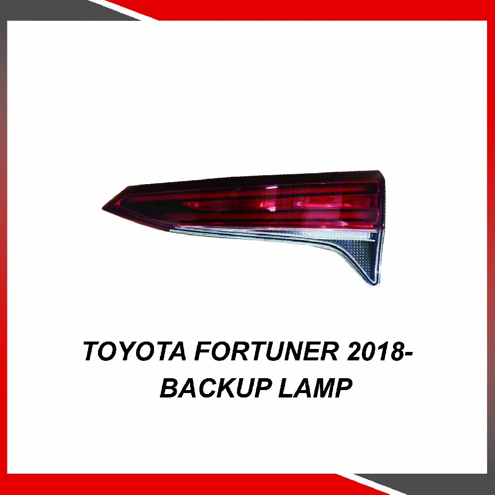 Toyota Fortuner 2018- Backup lamp